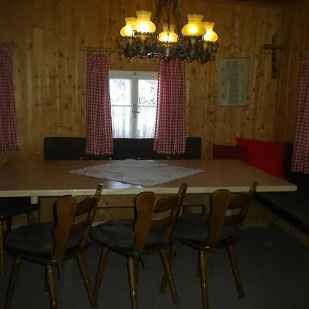 Eisenhut Hüttau